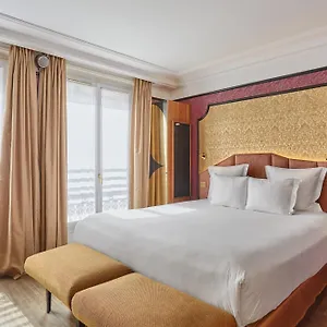 Hotel Idol, París